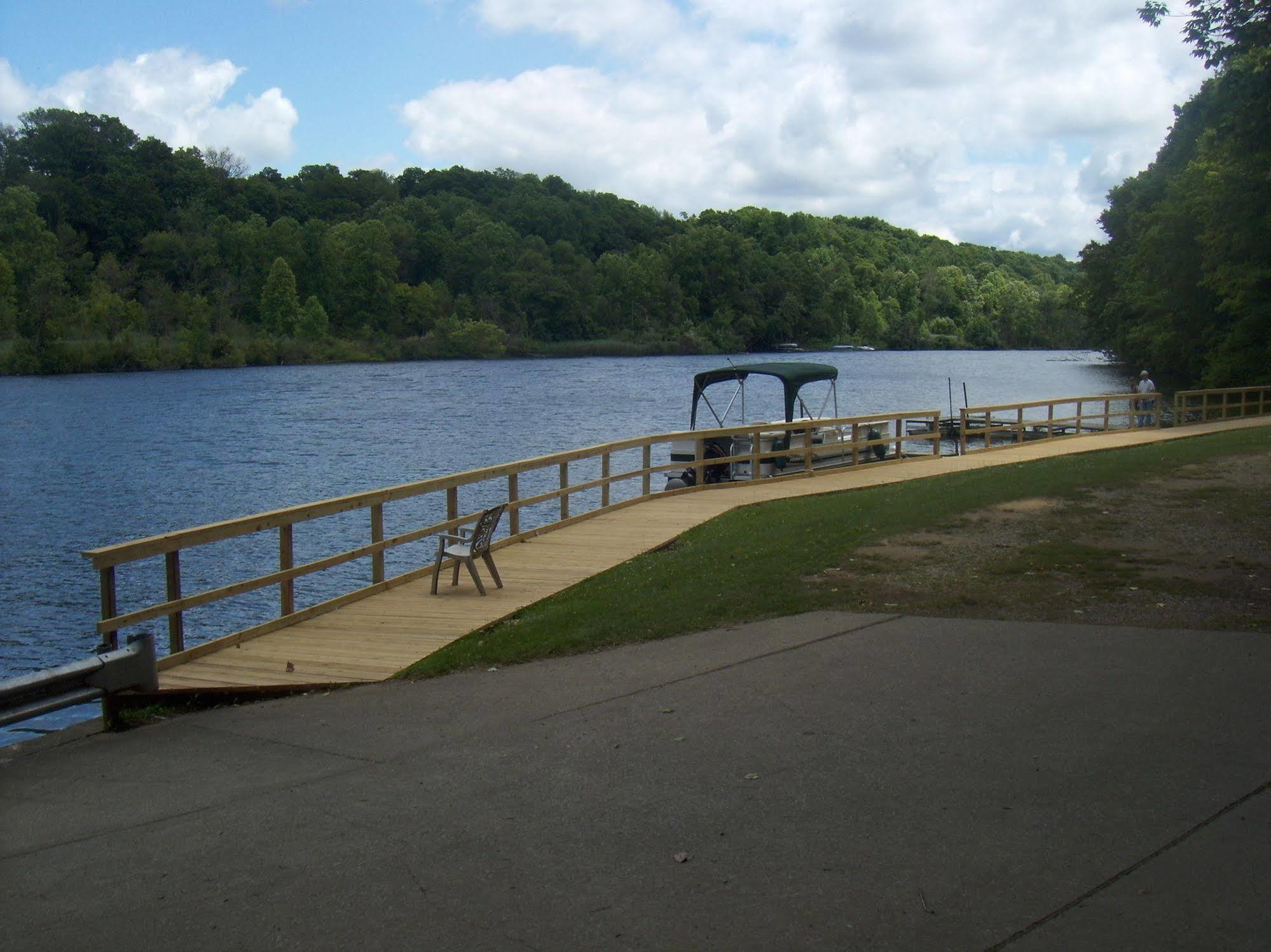 Bear Cave Rv Campground Buchanan ภายนอก รูปภาพ